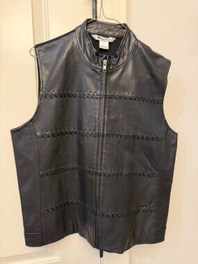 Nygard Collection Faux Leather Zip Front Vest Black - Size Large